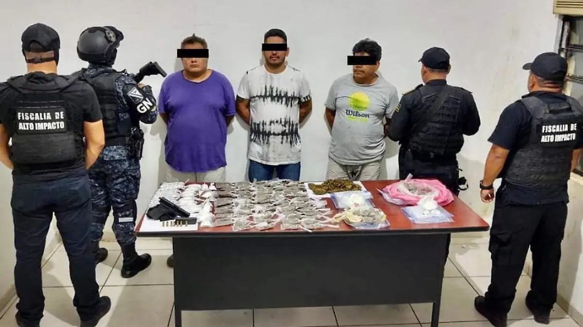 detenidos, droga, armas